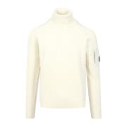 Hvid Turtleneck Sweater med C.P. Company Lens