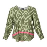 Moderne Ikat Bluse med Pink Detaljer