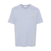 Clear Blue T-shirts og Polos med Chillax Fox Patch