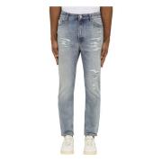 Slim Drake Jeans