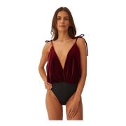 Burgundy Blue Moon Bodysuit med Cutouts