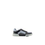 Suede Lace-Up Sneakers med Broderet Logo