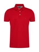 TOMMY HILFIGER Bluser & t-shirts  rød