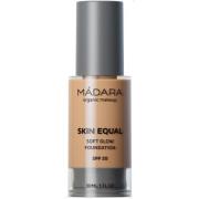 Madara Skin Equal Foundation SPF20 #40 Sand