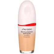 Shiseido RevitalEssence Skin Glow Foundation SPF30 330 Bamboo