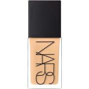 NARS   Light Reflecting Foundation Fiji