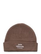 Isak Logo Ambas Beanie Accessories Headwear Beanies Brown Mads Nørgaard