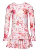 Print Frilla Dress Dresses & Skirts Dresses Casual Dresses Long-sleeved Casual Dresses Pink Gugguu