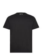 M. Regular Tee Designers T-Kortærmet Skjorte Black HOLZWEILER