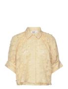 Marienne - Delicate Texture Tops Blouses Short-sleeved Yellow Day Birger Et Mikkelsen