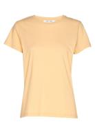 Solly Tee Solid 205 Tops T-shirts & Tops Short-sleeved Yellow Samsøe Samsøe