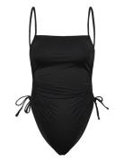 Bondi Swimsuit Badedragt Badetøj Black SUI AVA