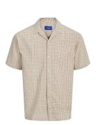 Jorjeff Jacquard Shirt Ss Ln Styd24 Tops T-Kortærmet Skjorte Beige Jack & J S