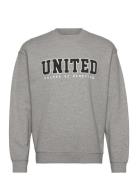 Sweater L/S Tops Sweatshirts & Hoodies Sweatshirts Grey United Colors Of Benetton