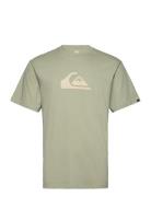 Comp Logo Ss Sport Men Men Sports Clothes Sport Tops Sport T-Skjorte Khaki Green Quiksilver