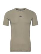 Tf Tee Sport Men Sports Clothes Sport Tops Sport T-Skjorte Khaki Green Adidas Performance