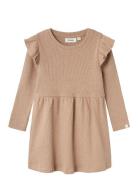 Nmfsophia Soj Ls Dress Lil Dresses & Skirts Dresses Casual Dresses Long-sleeved Casual Dresses Beige Lil'Atelier