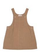 Micro-Corduroy Pinafore Dress Dresses & Skirts Dresses Casual Dresses Sleeveless Casual Dresses Brown Mango