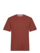 Akkikki S/S Waffle Tee Tops T-Kortærmet Skjorte Burgundy Anerkjendt