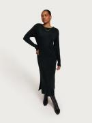 Vero Moda - Langærmede kjoler - Black - Vmlefile Ls Boatneck Calf Dress Noo - Kjoler - Long sleeved dresses
