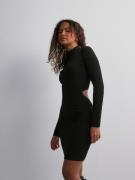 Michael Kors - Korte kjoler - Black - Eco Side Cut Out Mini Drs - Kjoler