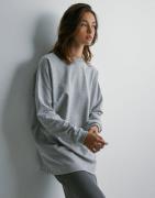 Nelly - Grå - Sensational Oversize Sweat