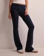 Nelly - Blå - Tight Rib Knit Pants