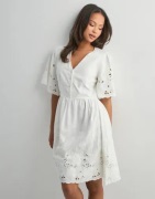 Selected Femme - Hvid - Slfdahlia Ss Short Broderi Dress No