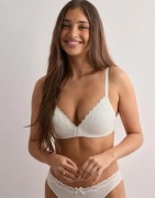 Hunkemöller - Hvid - Lola non wired low d pu